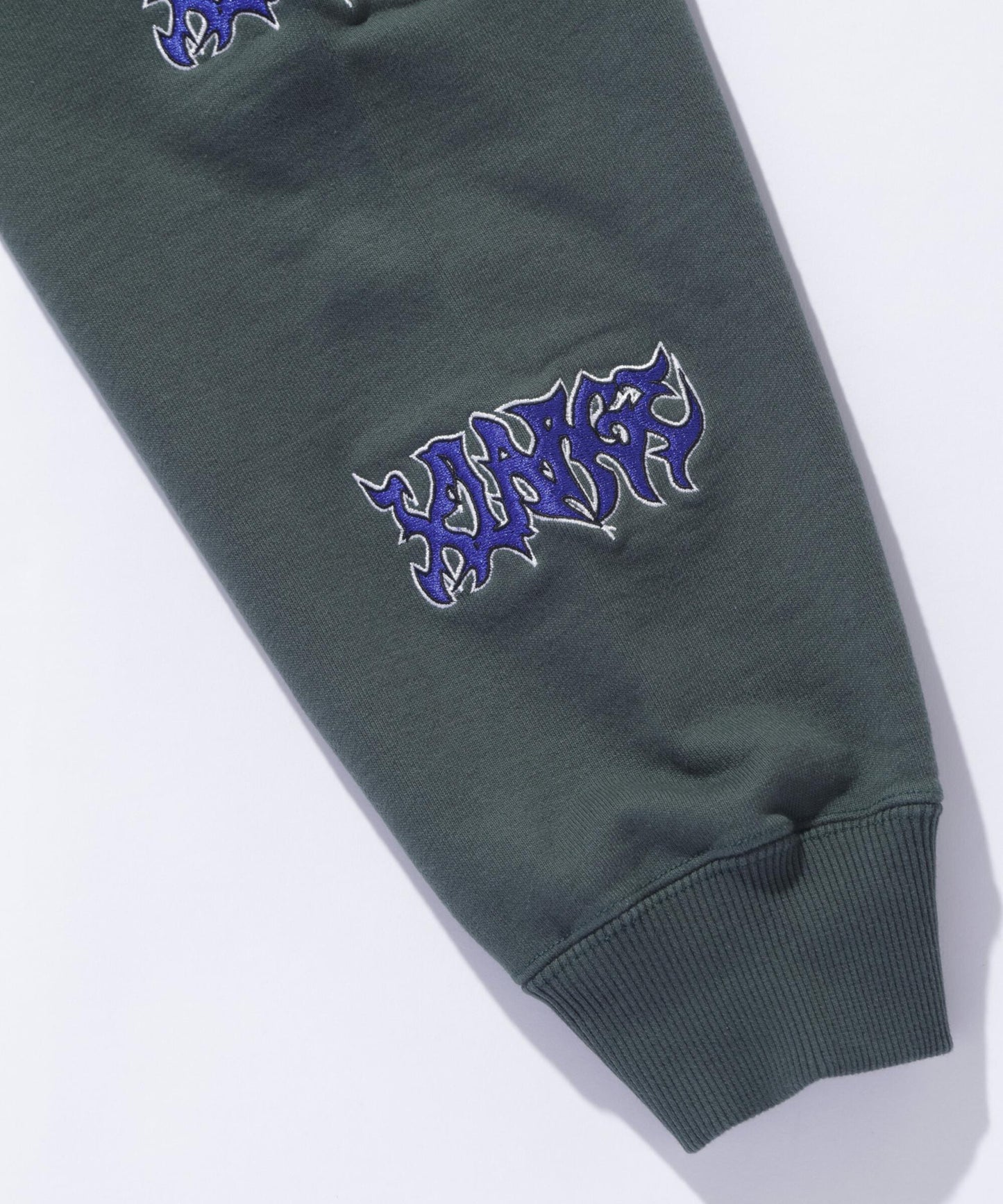 Metal Crewneck Sweatshirt (Black)