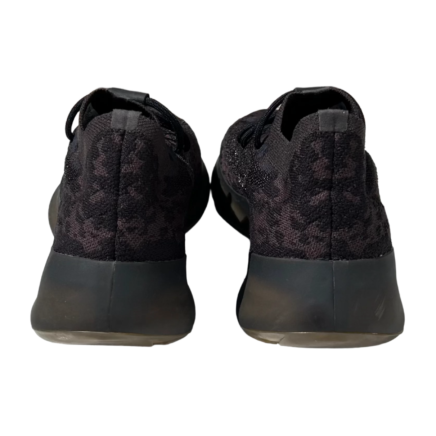 Yeezy Boost 380 "Onyx Non-Reflective" (De Uso)