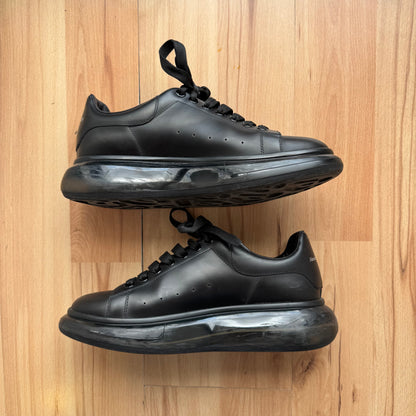 Alexander McQueen Oversized Sneakers “Black” (De Uso)