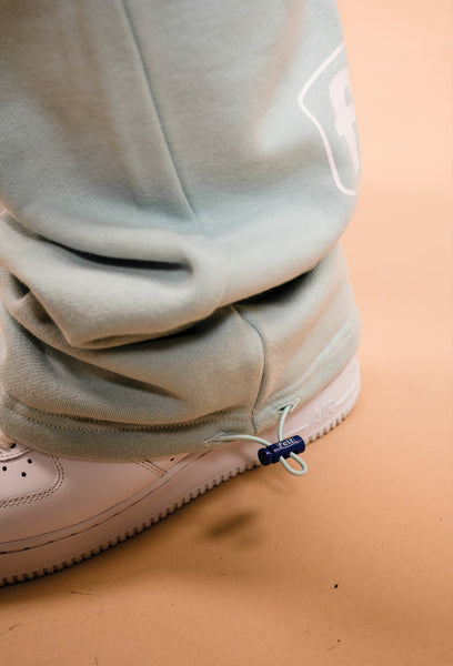 Nostrand Cargo Sweatpants (Ice Blue)