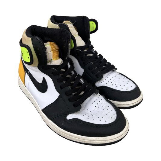 Jordan 1 Retro High OG "Volt Gold" (De Uso)