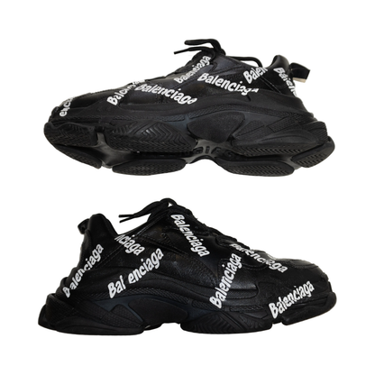 Triple S Allover Logo Sneakers (De Uso)