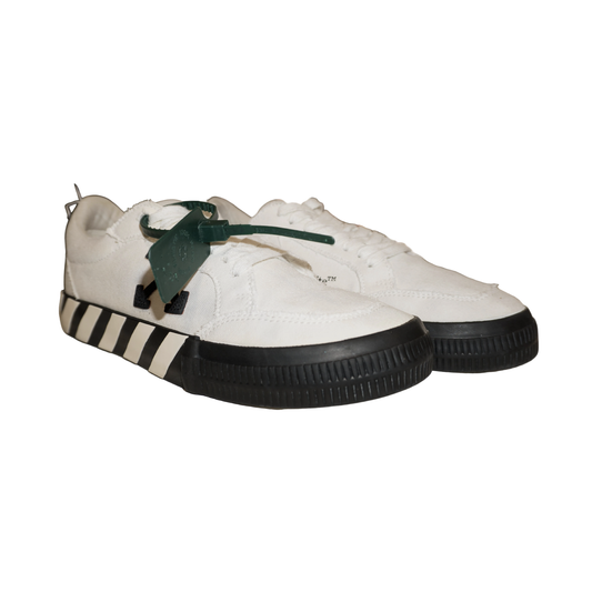 Off-White Low Vulcanized Canvas "White|Black" (De Uso)