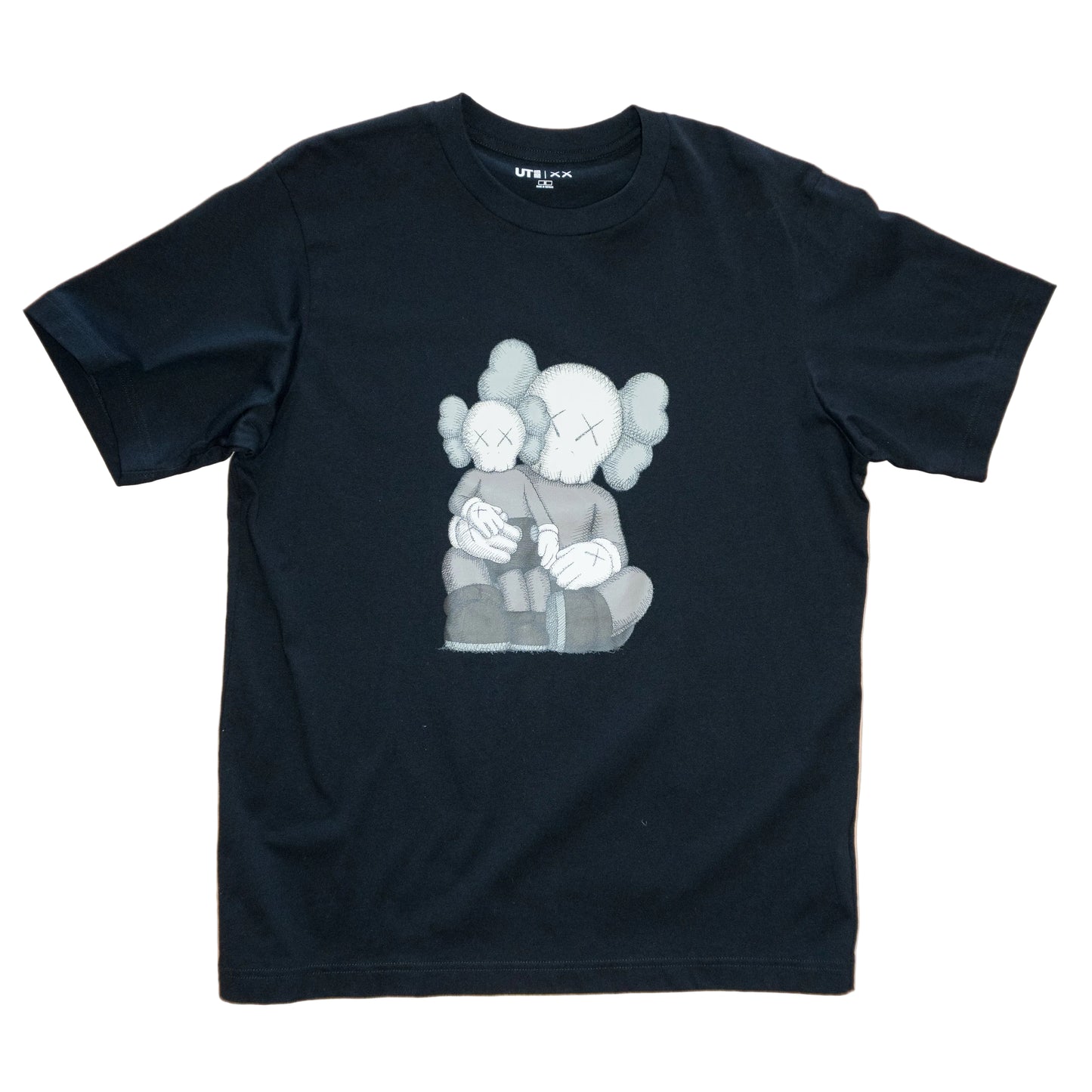 KAWS + Uniqlo UT "Black" (De Uso)