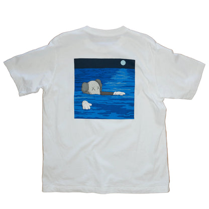 KAWS + Uniqlo UT "Tide Artbook Cover" (De Uso)