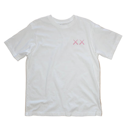 KAWS + Uniqlo UT "Pink" Tee (De Uso)