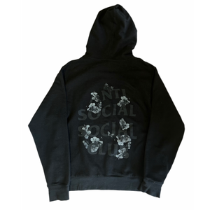 "Dramatic" Black Hoodie (S) (De Uso)