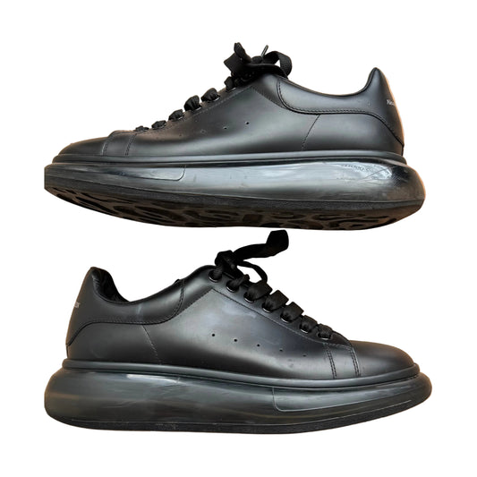 Alexander McQueen Oversized Sneakers “Black” (De Uso)