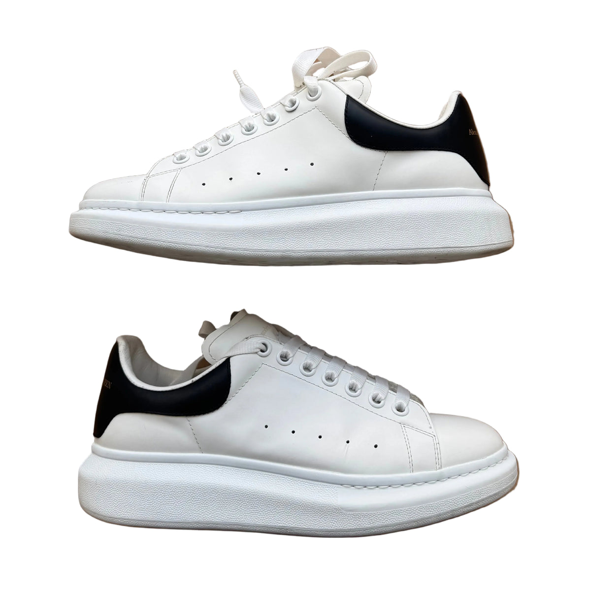 Alexander McQueen Oversized Sneakers “Black/White” (De Uso)