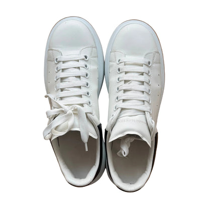 Alexander McQueen Oversized Sneakers “Black/White” (De Uso)